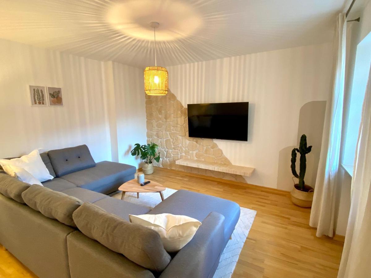Best Butler Boho Boutique City Apartment Netflix Füssen Exterior foto