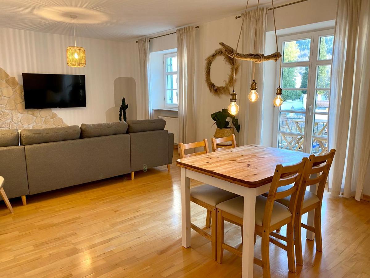 Best Butler Boho Boutique City Apartment Netflix Füssen Exterior foto